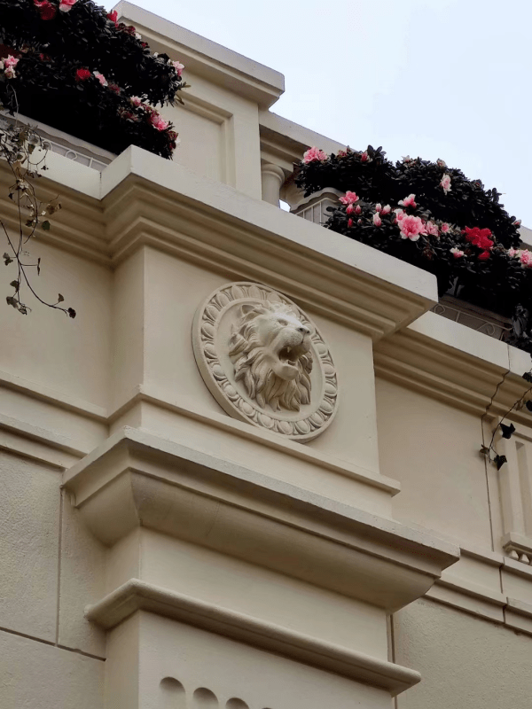 GRC, GRG, UHPC Artistic Concrete Panels，Building exterior facade，Theme park